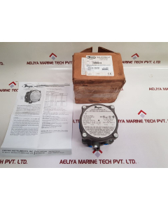 Dwyer 1950-00-2F Explosion-proof Differential Pressure Switch With Box
